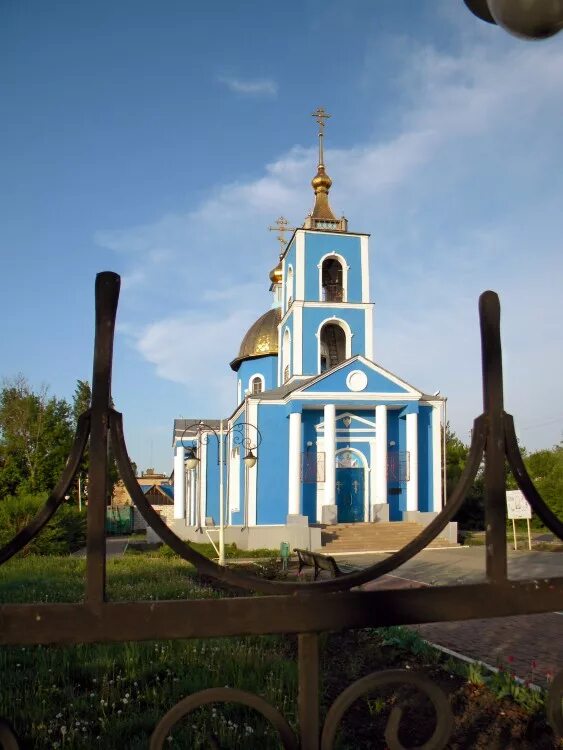 Поселок вейделевка белгородской. Церковь покрова вейделевка. белгородская область поселок вейделевка. вейделевский храм. церковь покрова пресвятой богородицы (белгород).