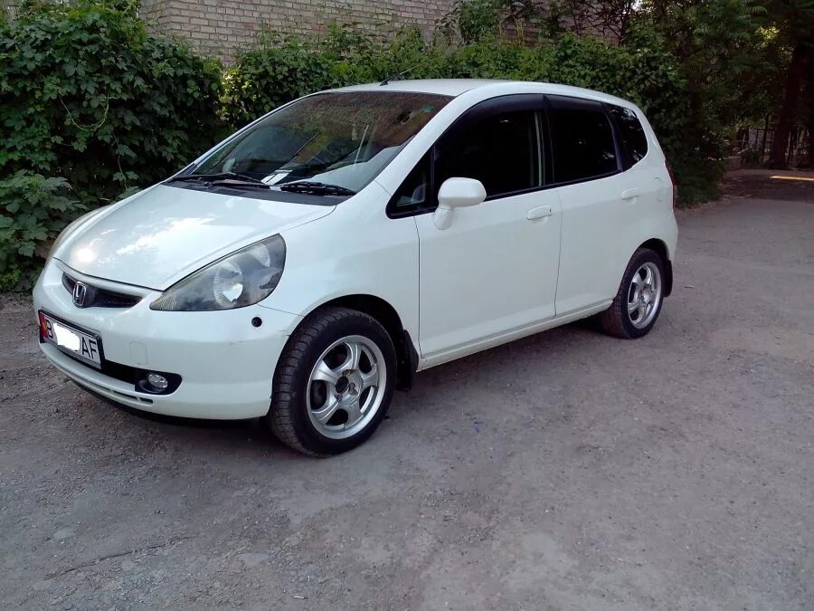 Honda Fit 2002. Хонда фит 2002. Хонда фит 2002 года. Honda Fit 2002 год.