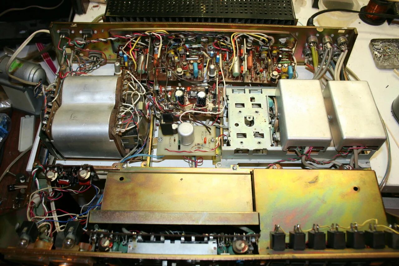 усилитель уку 020. Radiotehnika уку-020-стерео. радиотехника 020. радиотехника уку-020 фото задней панели. Radiotehnika уку-020-стерео.