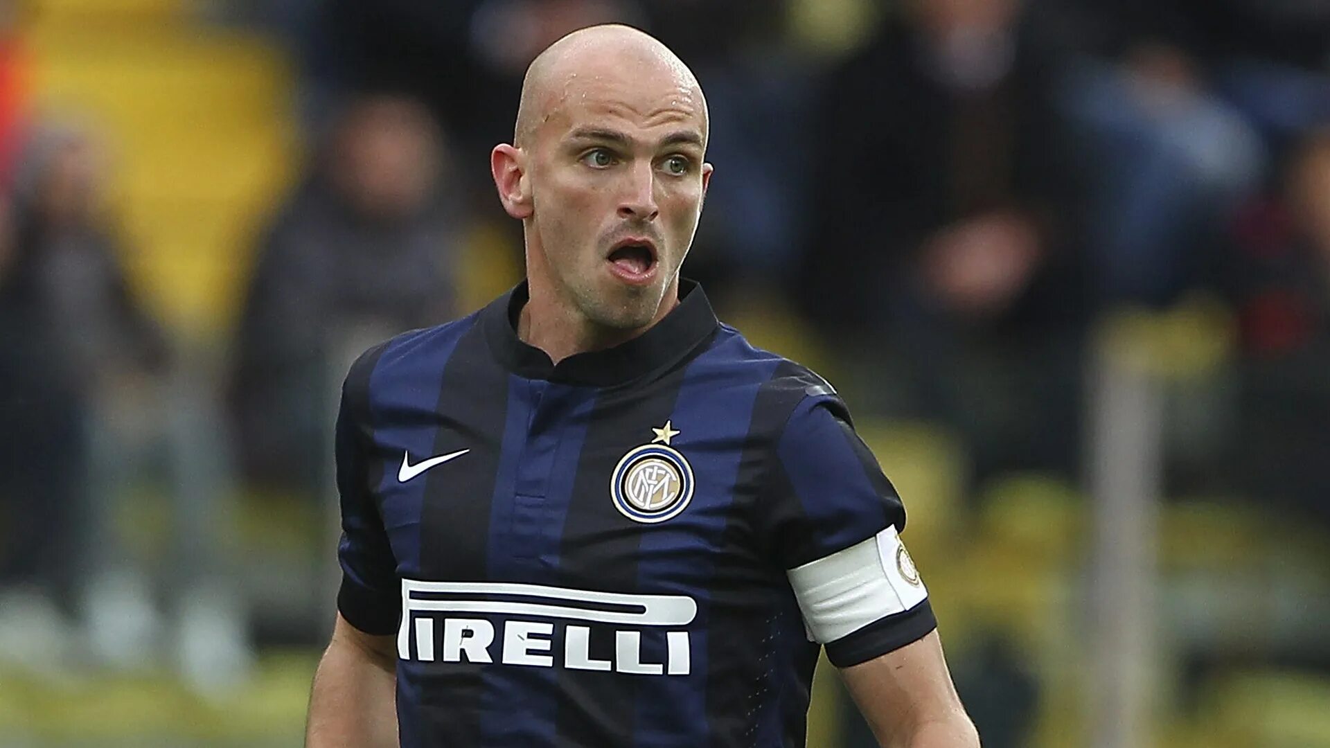 Эстебан камбьяссо. Камбьяссо лестер. Андреа камбьяссо. Cambiasso. Камбьяссо футболист аргентина.