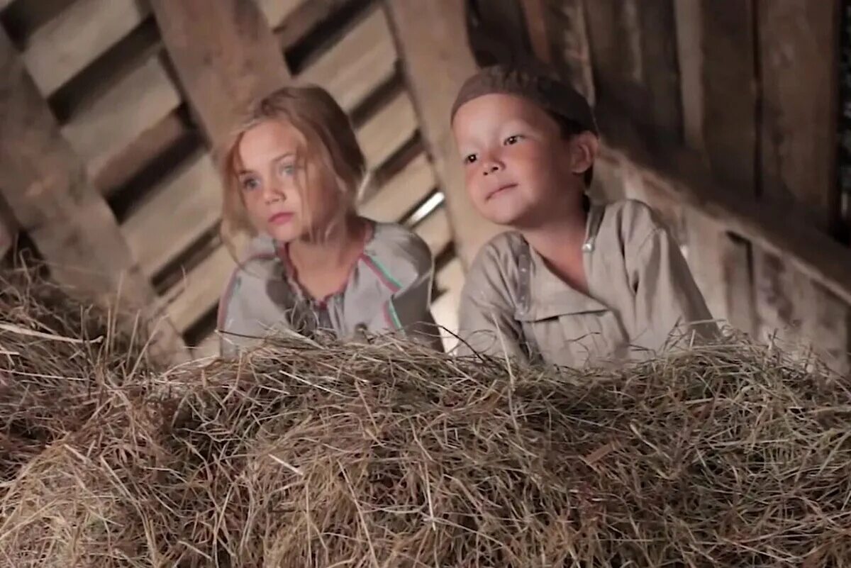 Селяночки игоря воронцова. Русский искали девочки. Типичная украинка. Деревенские красотки. Красивые славянские девушки.