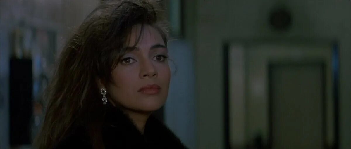 Ночь страха 2 фильм 1988 джули кармен. Часть 2: 1978 фильм 2021. Ночь страха 2 джейми мюррей. Два страха. Два страха.