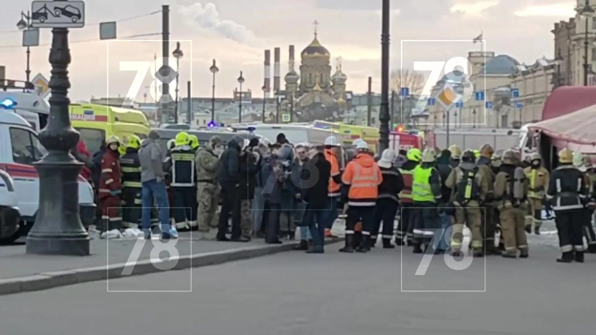 Теракт в Санкт Петербурге. Взрыв в кафе в Петербурге. Кадры с места трагедии Питер.