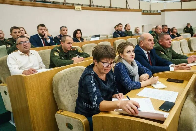 Молодые специалисты. 16. Депутаты законодательной думы созыва 2014 года хабаровского края. Конференция молодых специалистов зсмк. Комитет 16.