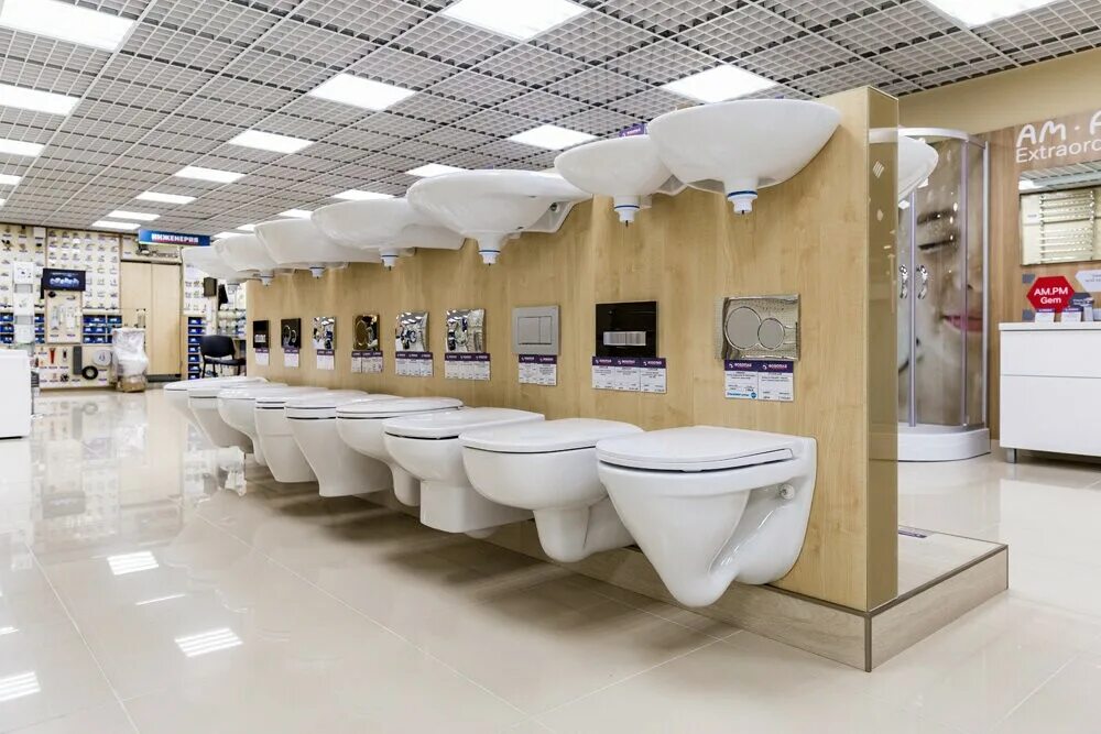 Большой магазин сантехники спб. Магазины сантехника в петербурге. Магазины сантехника в петербурге. Магазин сантехники. Торговый зал сантехники.