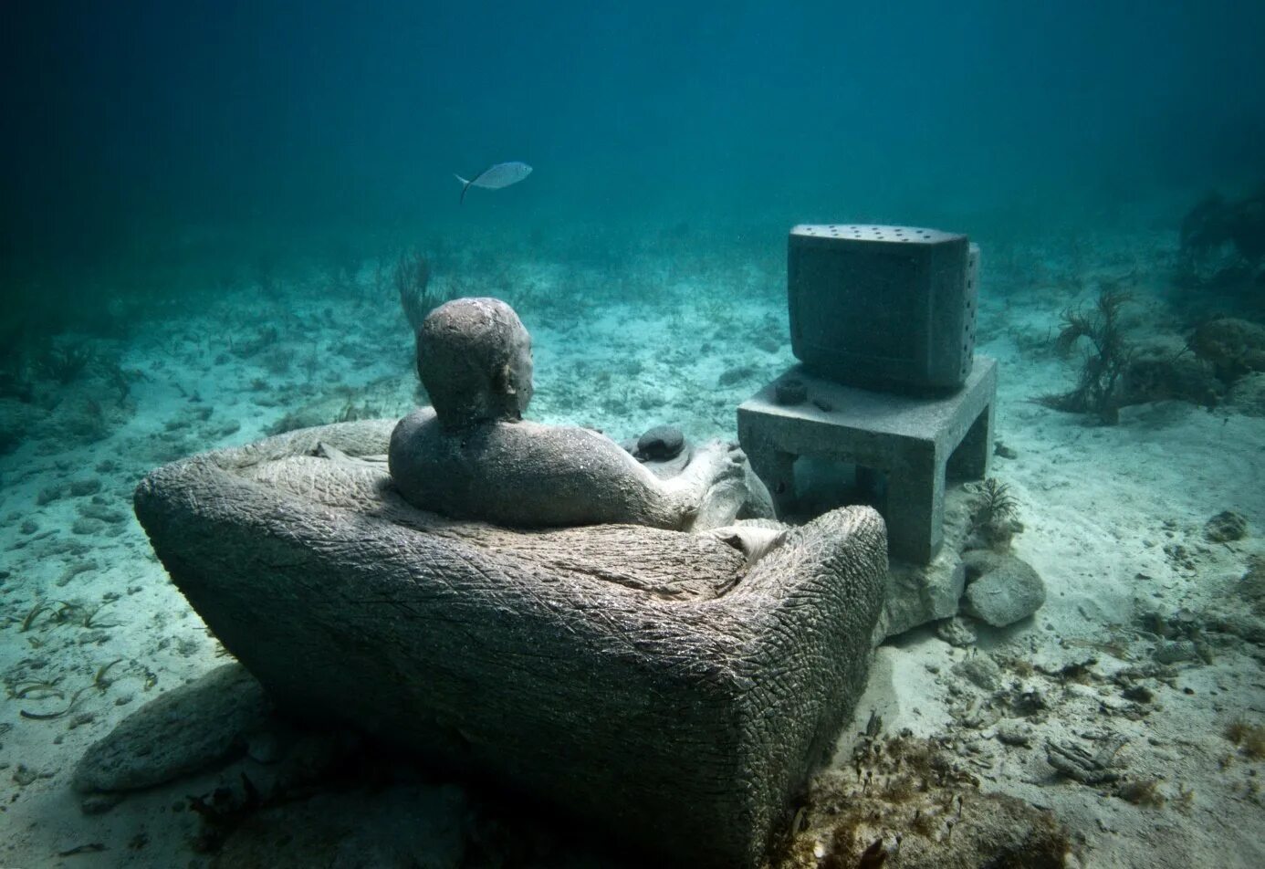 Подводный музей Джейсона де Кайрес Тейлора. Подводный музей Канкун. Подводный музей скульптур в Канкуне.