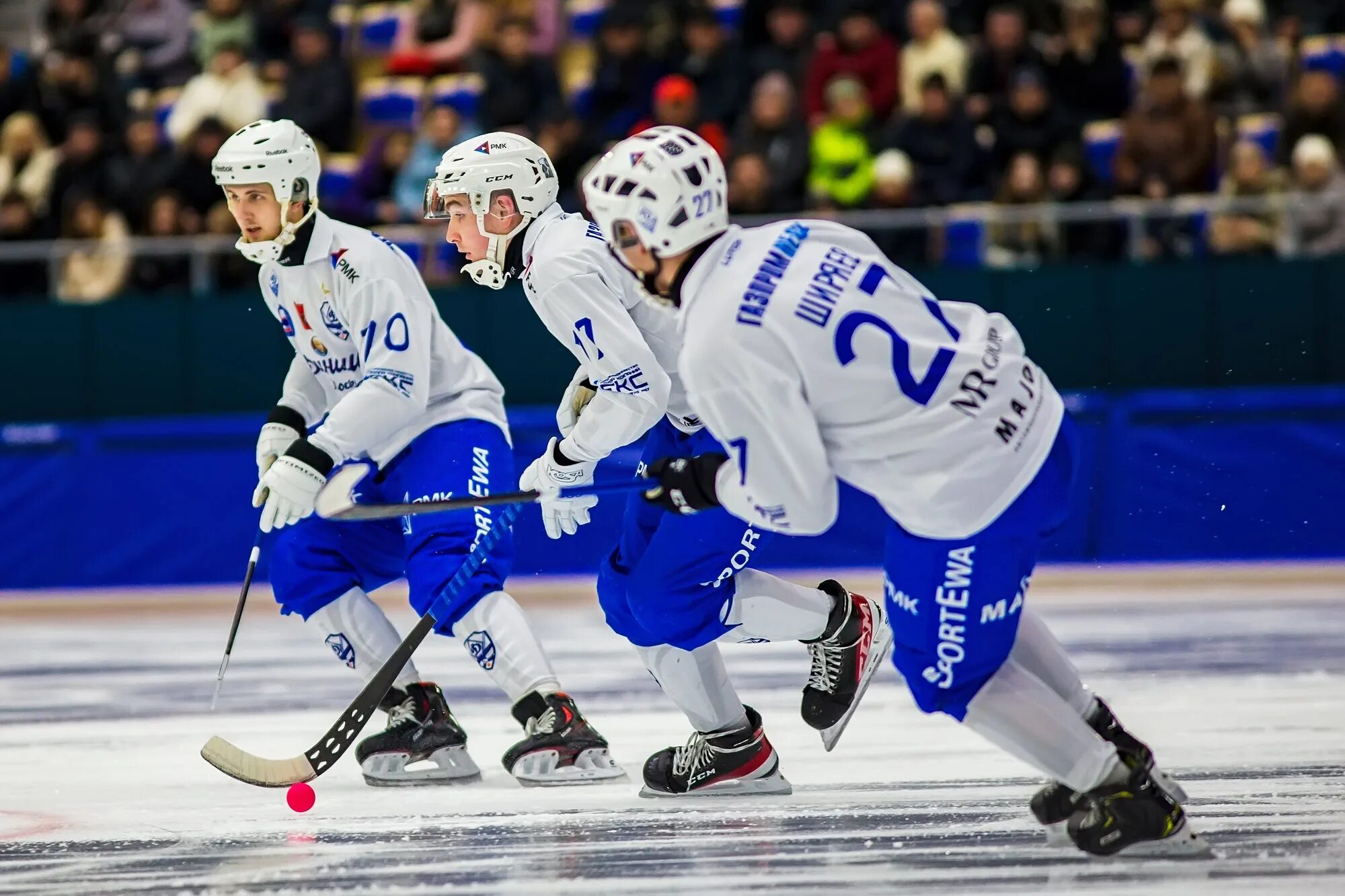 Чемпионат россии хоккей с мячом 2023 2024. Динамо хоккей с мячом 2023. Байкал энергия. Динамо БЕНДИ. Товарищеский матч хоккей.