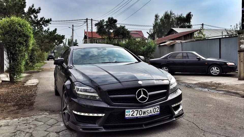 W218. Mercedes benz cls 218. cls 63 amg w218 brabus. mercedes cls w218. mercedes cls 63 amg брабус.