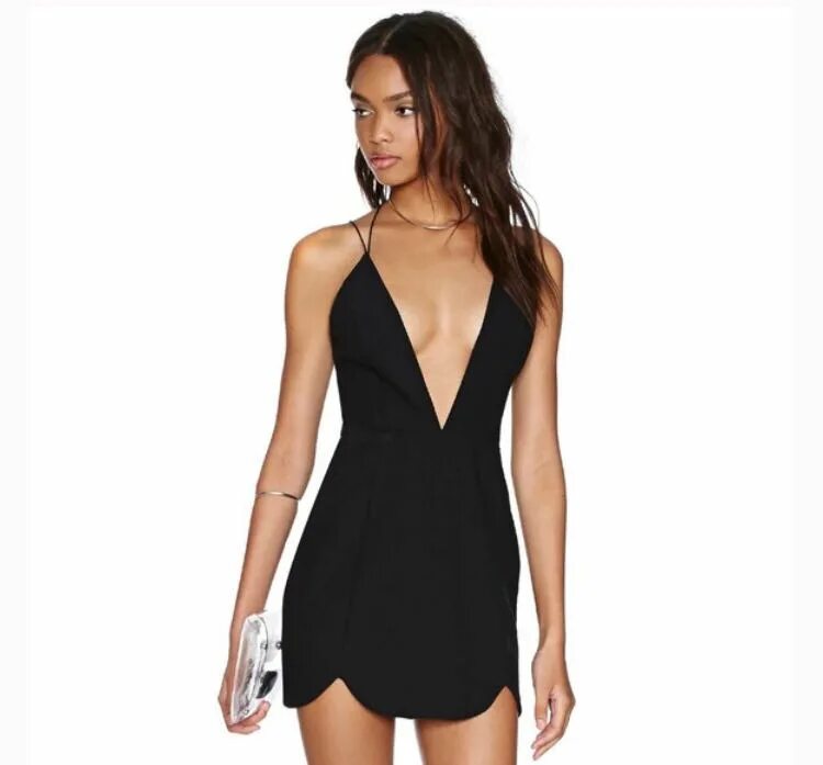 Lower neck. Девушки красивые декольте мини. Low cut. Девушка в платье мини deep. Платье с узлом на талии.