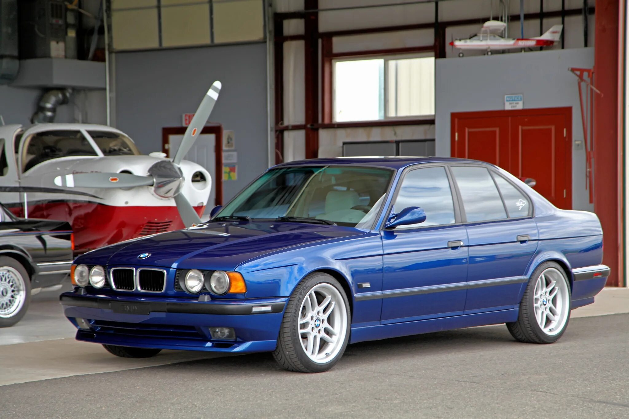 Новая е34. BMW m5 525 e34. БМВ е34 540. BMW 540i е34. BMW 3 e34.