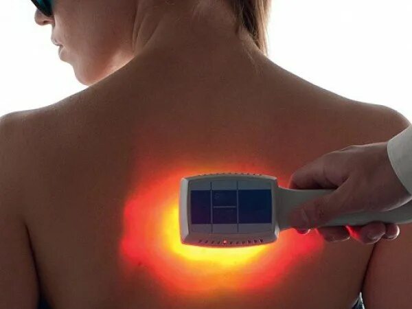 Лазеротерапия "ик лазер". Светолечение инфракрасное излучение. Лампа для светотерапии. Лазеротерапия и магнитолазеротерапия. Аппаратная физиотерапия лазеротерапия.