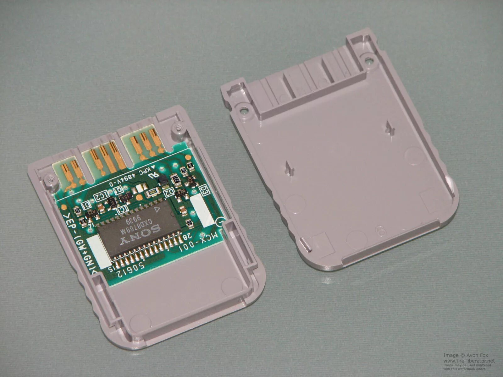 A1 memory. Memory card ps2 плата. sd card sony playstation 1. ps1 card ps2 card. плата карты памяти на ps2.