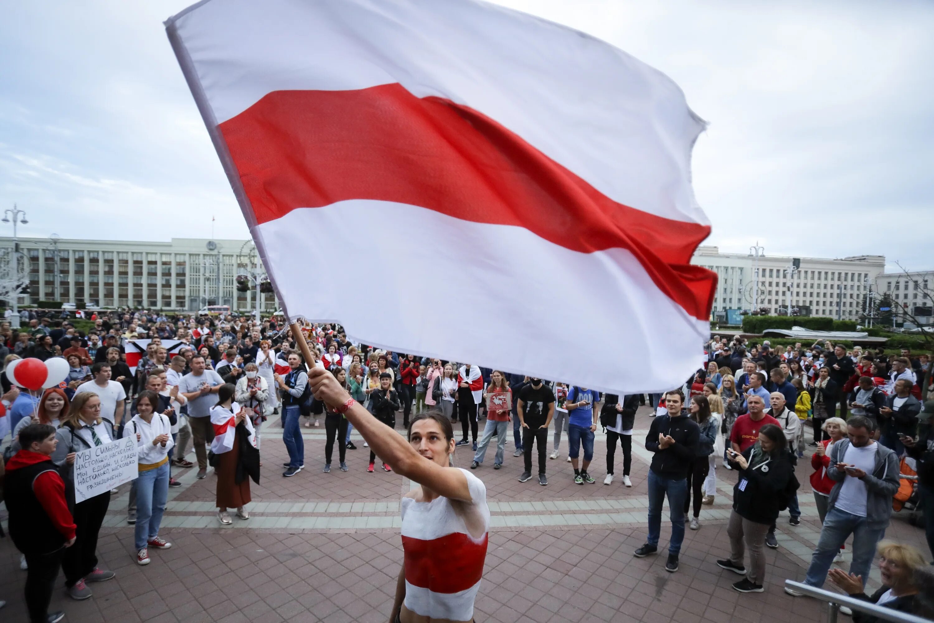 Флаг Белоруссии БЧБ. Флаг РБ БЧБ. Бело-красно-белый флаг Беларуси протест. Белорусы с БЧБ. Бчб флаг это