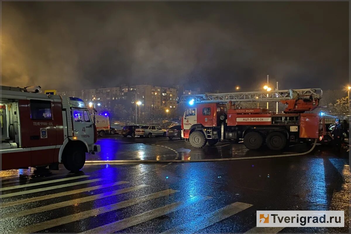 Твери ньюс. Пожар в Олимпе Тверь. Твериград пожары в Тверской области в воскресенье. ТЦ которые горели в Твери.