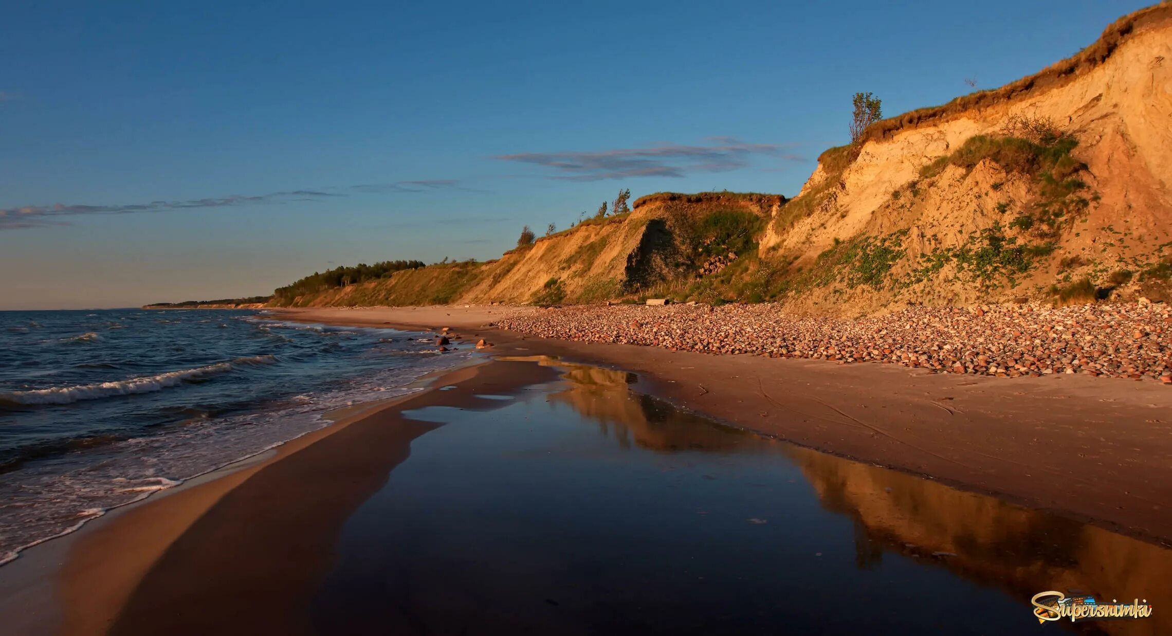 Санаторий янтарь калининград. Светлогорск пляж янтарный. Калининград санаторий светлогорск. Светлогорска. Янтарный берег санаторий светлогорск.