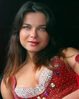 Настоящая фамилия наташи королевой