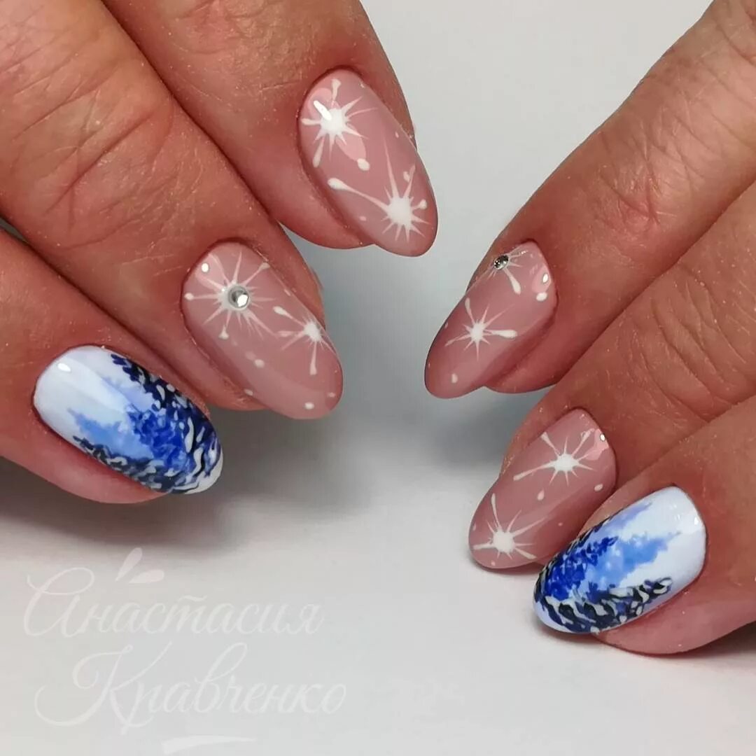 Длинные новогодние ногти овал. Зимние ногти. Зимние ногти. Новогодние ногти овал. Синий маникюр.