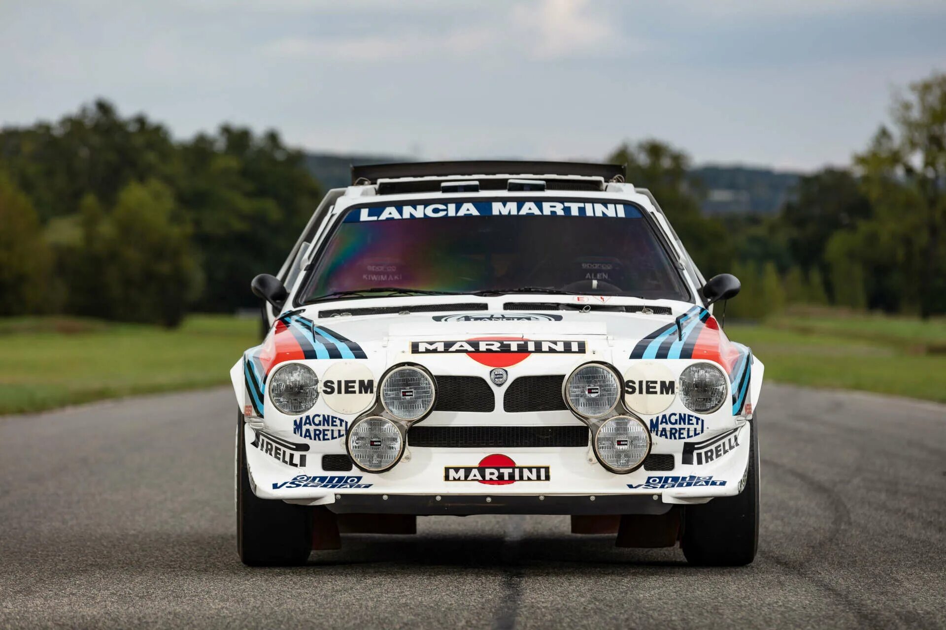 Lancia Delta s4 Group b. 1985 Lancia Delta s4 Group b. Лянча Дельта s4. Lancia-Delta-s4-Group-b приборка.