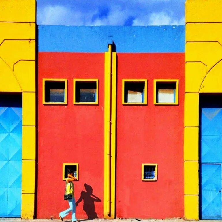 Йенер Торун. Цветные со стороны улицы. Комикс Анфилада цветные. Art Life Architecture Turkey.