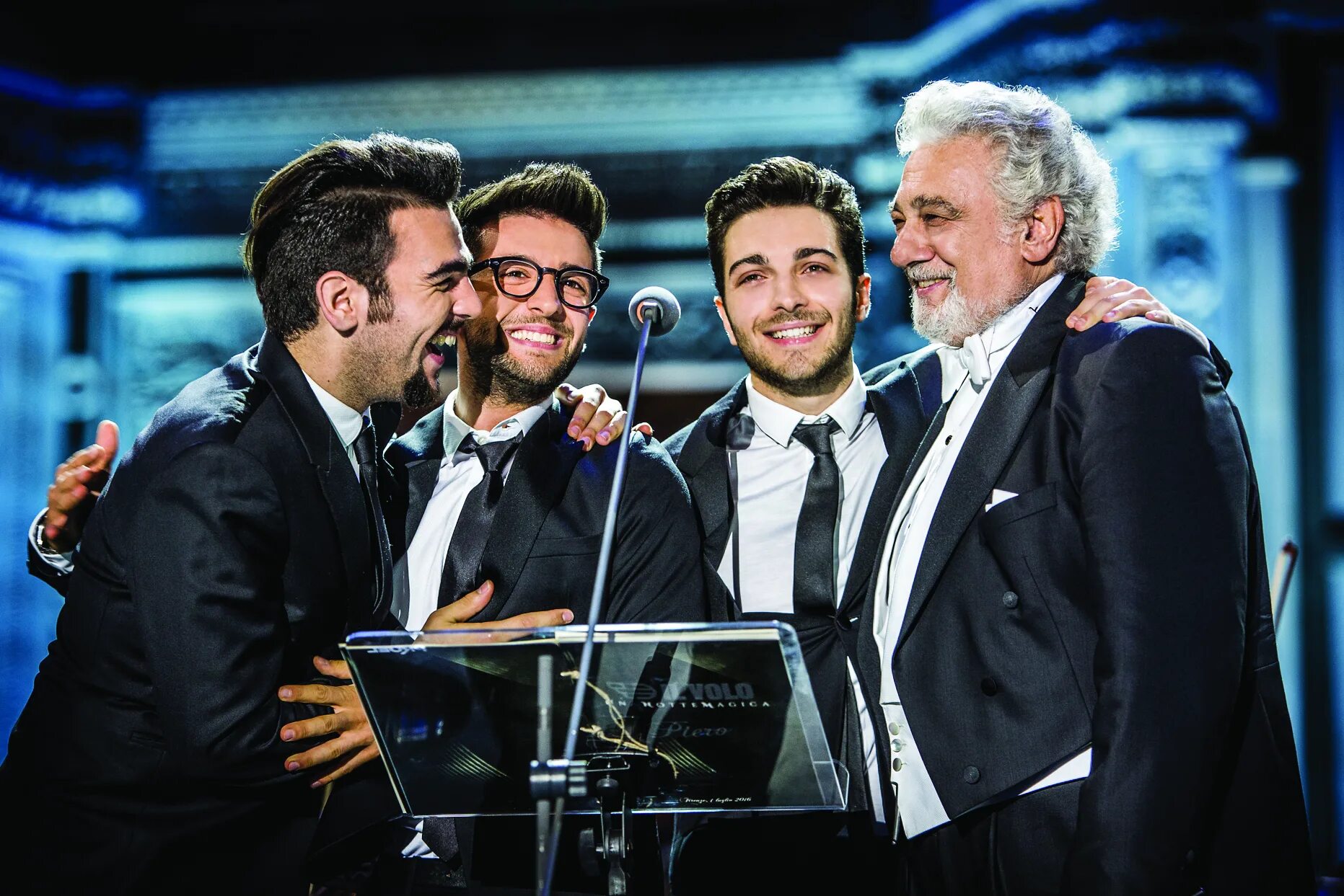 Известные трио. Трио теноров il Volo. Пласидо Доминго трио теноров. Пласидо Доминго три тенора. Трио Италия il Volo.