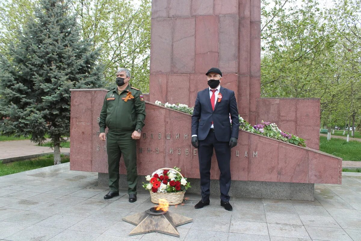 Рагимов альберт амиралиевич военком. Военкомат в городе избербаш. Комиссар города избербаш. Военкомат избербаш. Военкомат махачкала военком.