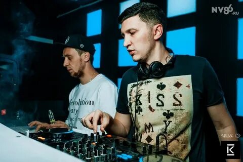 Dj b