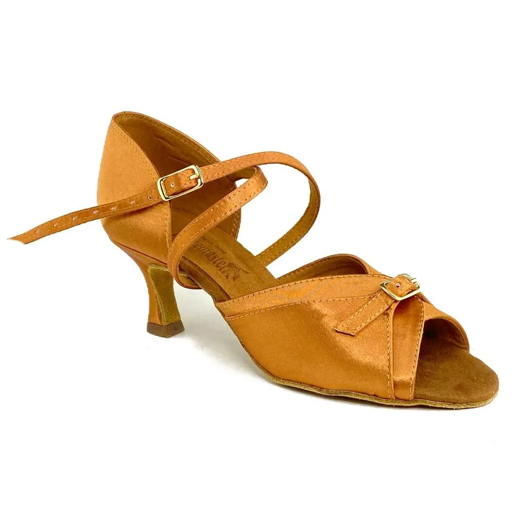 Туфли для бальных танцев латина 5 см. Туфли для латиноамериканских танцев. Туфли для бальных танцев латина серебро 5 см 7см. Туфли для бальных танцев. Туфли для танцев латина женские.