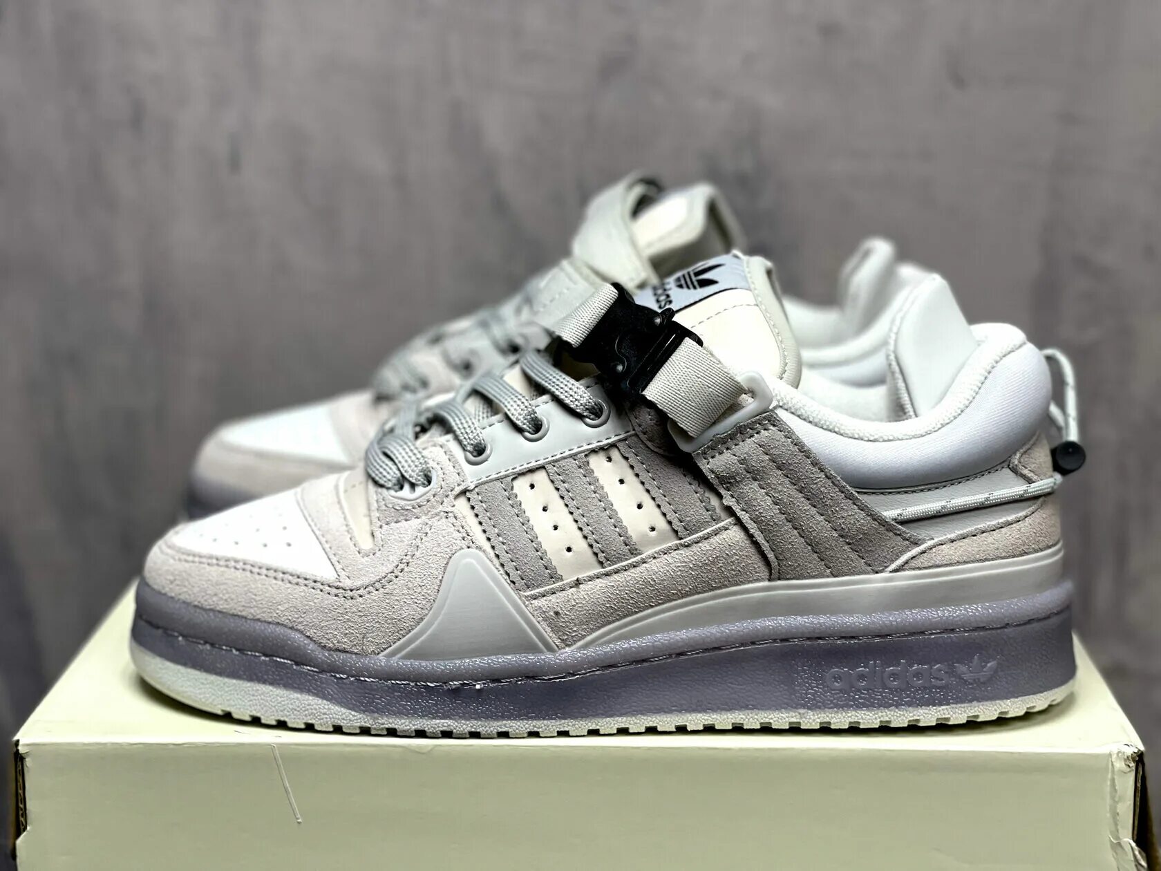 Adidas forum bad bunny. Кроссовки adidas forum low bad bunny. Кроссовки bad bunny x adidas forum buckle low. Кроссовки adidas forum low bad bunny. Bad bunny x adidas forum.