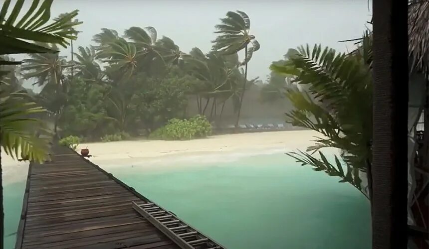Ураган на Мальдивах. Шторм на Мальдивах. Мальдивы непогода.