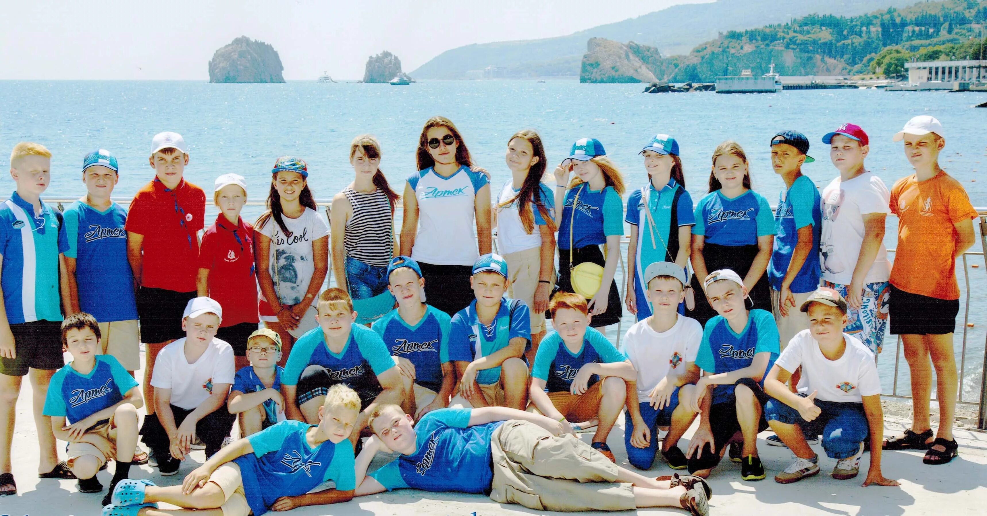 Хрустальный лагерь артек. Артек рдш. Артек кинофестиваль алые паруса 2022. Артек в новый век программа. Детский лагерь 2021 крым артек.