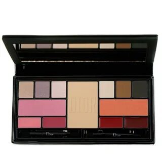 Dior travel