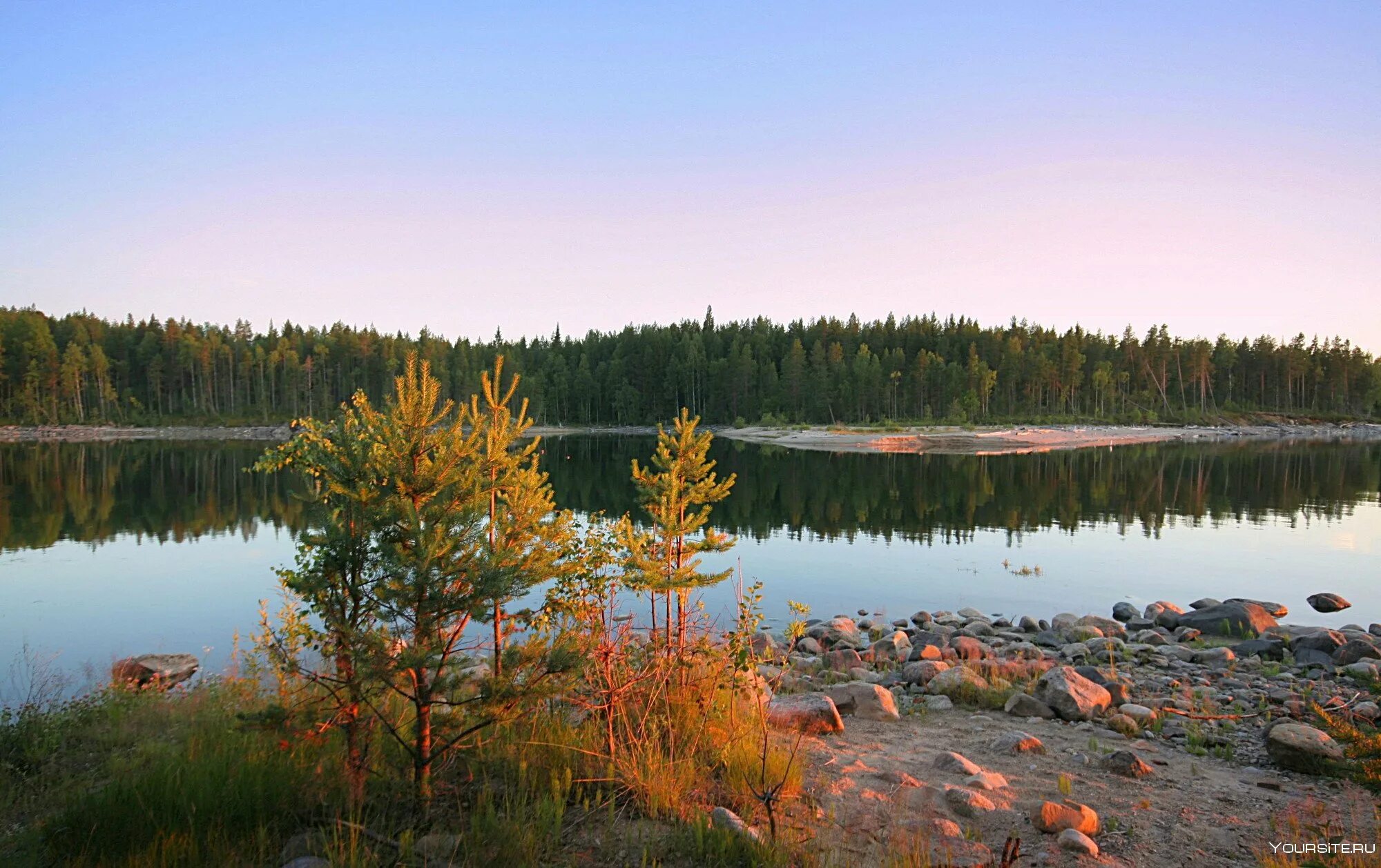 Причины большого количества озер в карелии. Сундозеро Карелия озеро. Озеро Пайкъярви Карелия. Озеро Сегозеро Карелия. Сегозерское водохранилище Карелия.