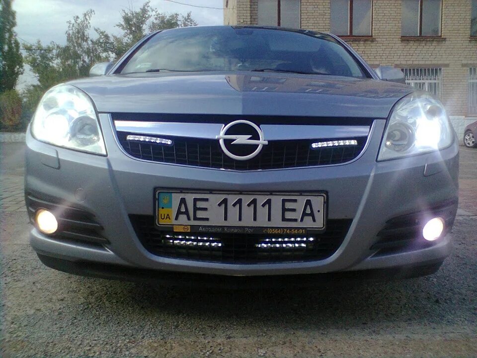 Ходовые огни опель. Opel astra h 2007 дхо. vectra c дхо. дхо опель вектра ц. дневные ходовые огни opel vectra c.