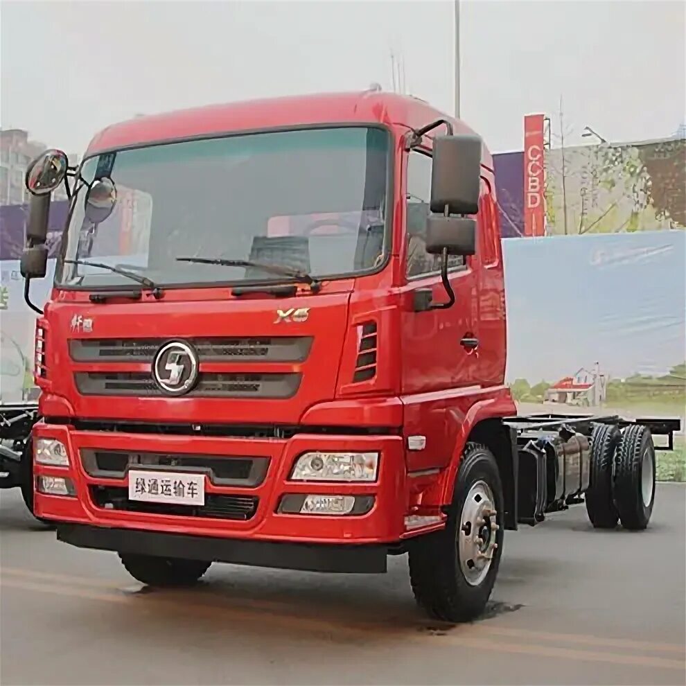 Shacman 4x2. Бортовой грузовик shacman 4x2.