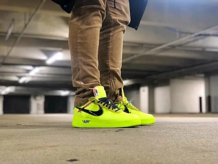 Force volt. Air force 1 off white green.