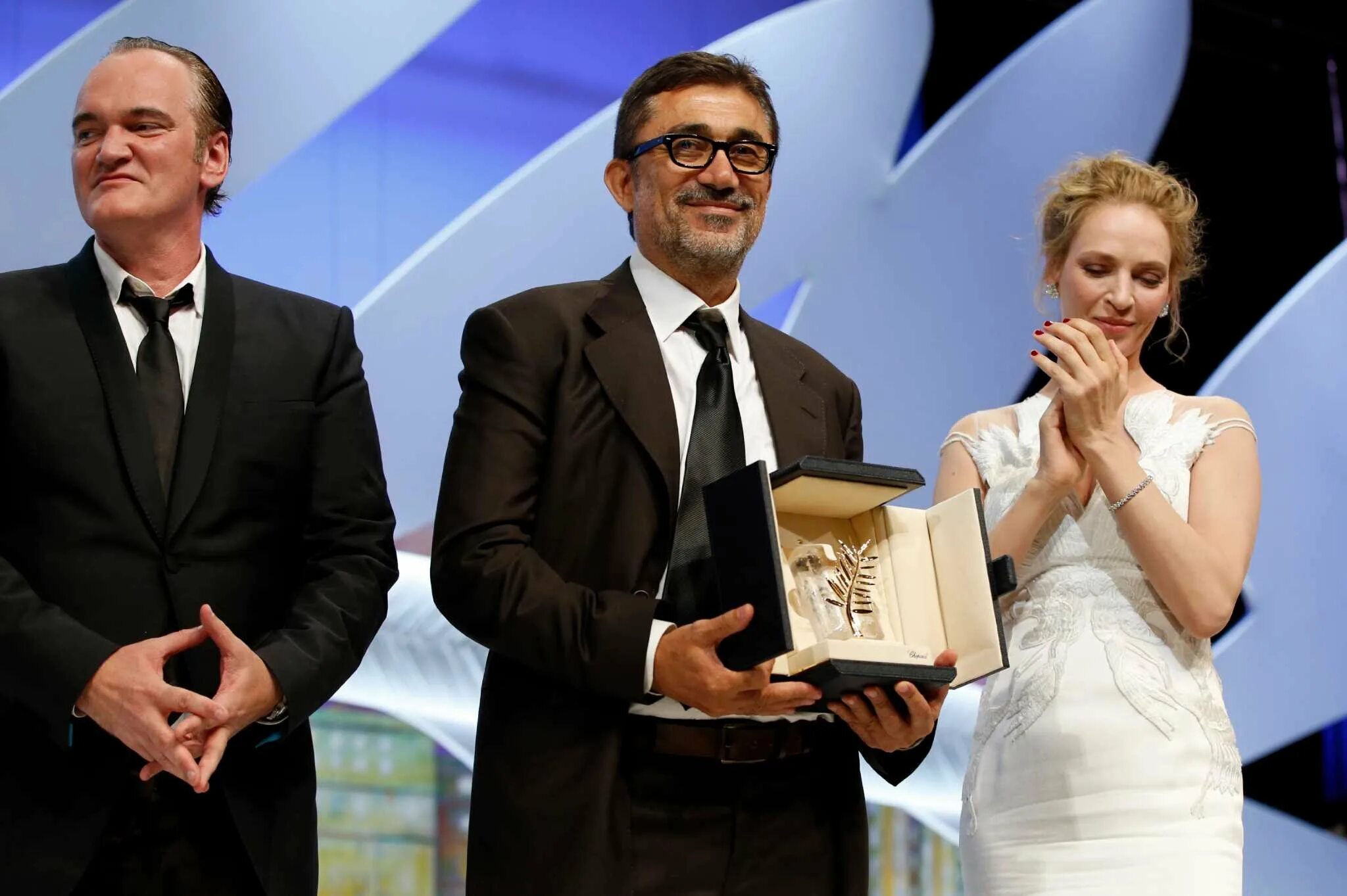 Пальмовая ветвь канны премия. Festival awards. Festival awards. Каннский фестиваль (канны, франция). Пальмовая ветвь канны премия.