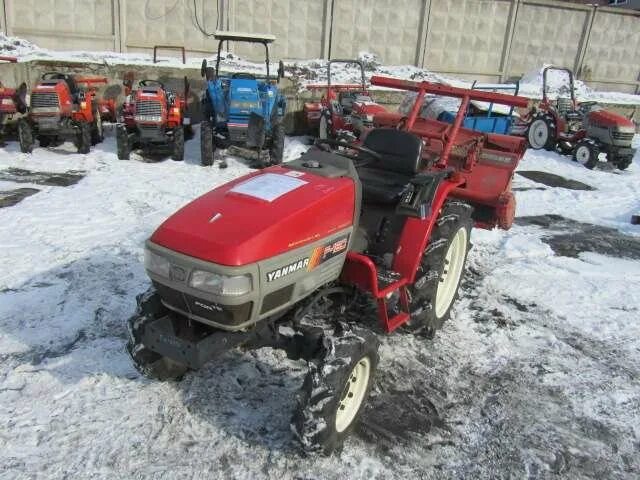 Минитрактор бу приморский край. Японский минитрактор Янмар 155. Yanmar f230. Японский минитрактор Янмар ф 18. Трактор Янмар ф-230.