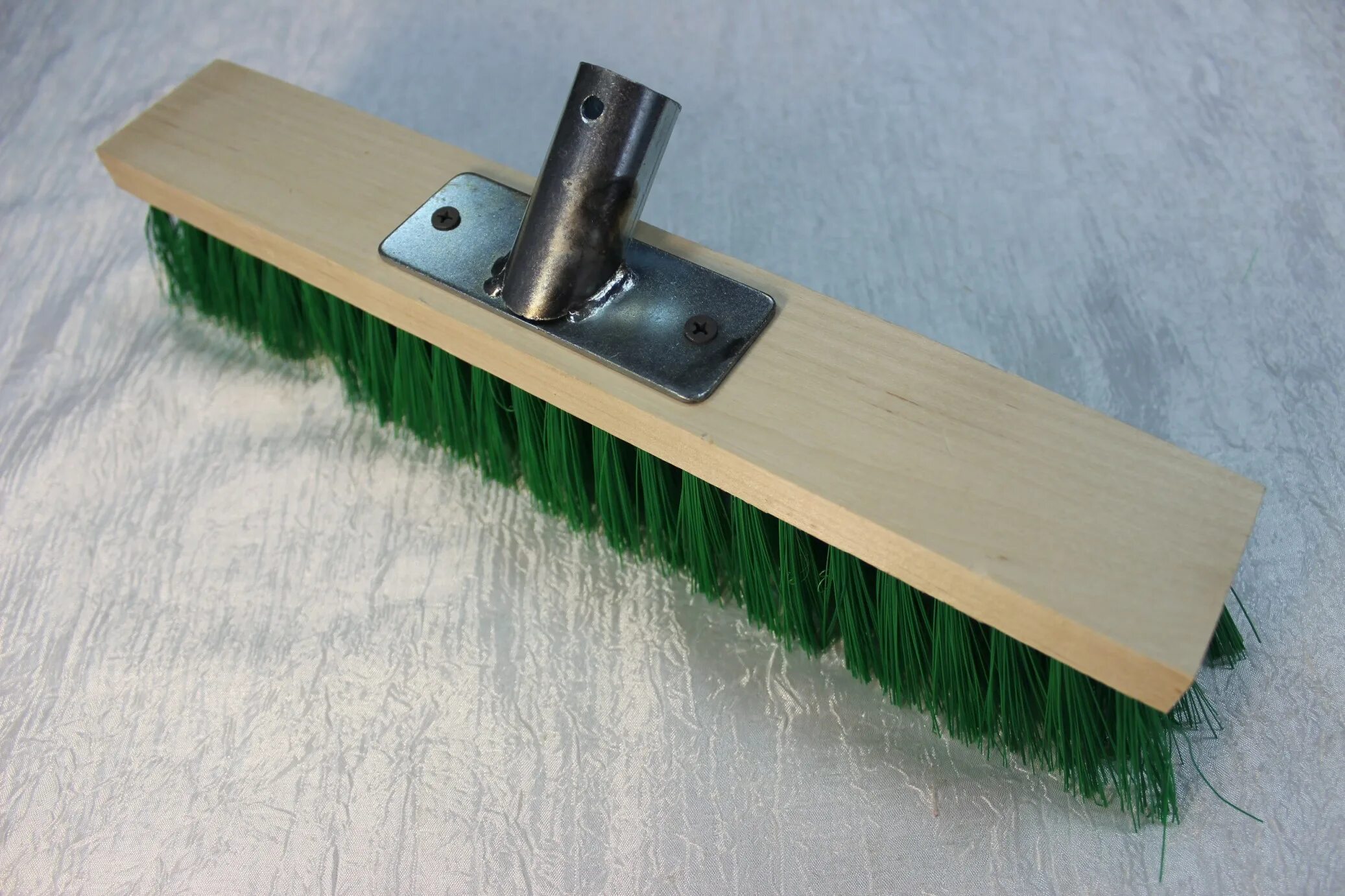 Щетка для пола ручная. Щётка для пола &quot;бриз&quot; sv3124сб. щетка для пола &quot;практик&quot; + черенок 110 см. щетка 84628 сибртех. щетка тротуарная 1000мм (жесткая).