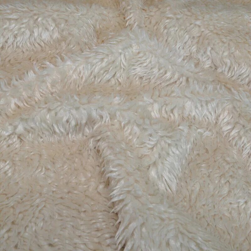 Шерсть овчина. Москва овечий шерсть. Шерсть овчина. Натуральная шерсть. Шерсть чесаная овечья.