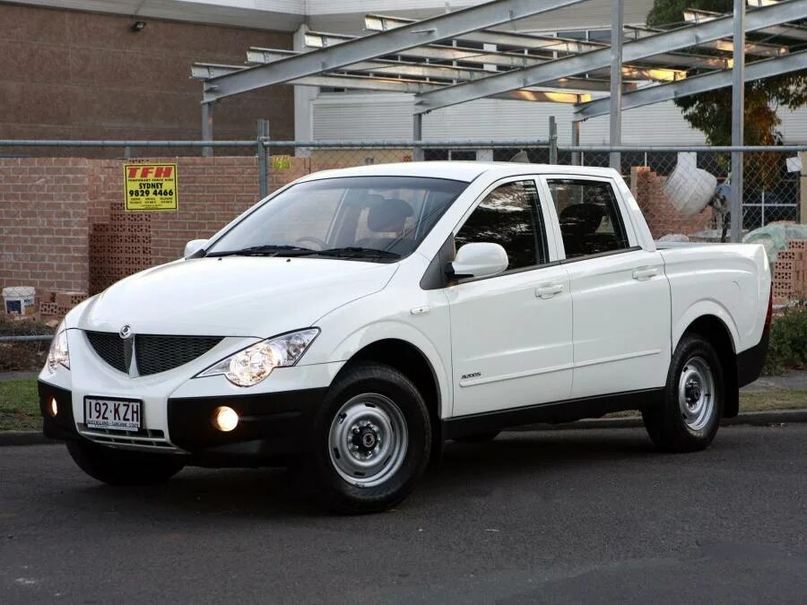 Ssangyong 2007 года. Ssangyong actyon sports 2008 белый. ssangyong actyon 2007. ssangyong actyon 2008 белый. санг енг актион спорт 2007.