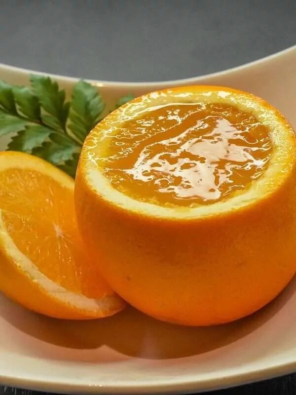 Апельсиновое желе. Апельсиновый мусс желе. Оранжевое желе. Украшение торта из желе манго. Апельсиновое желе.