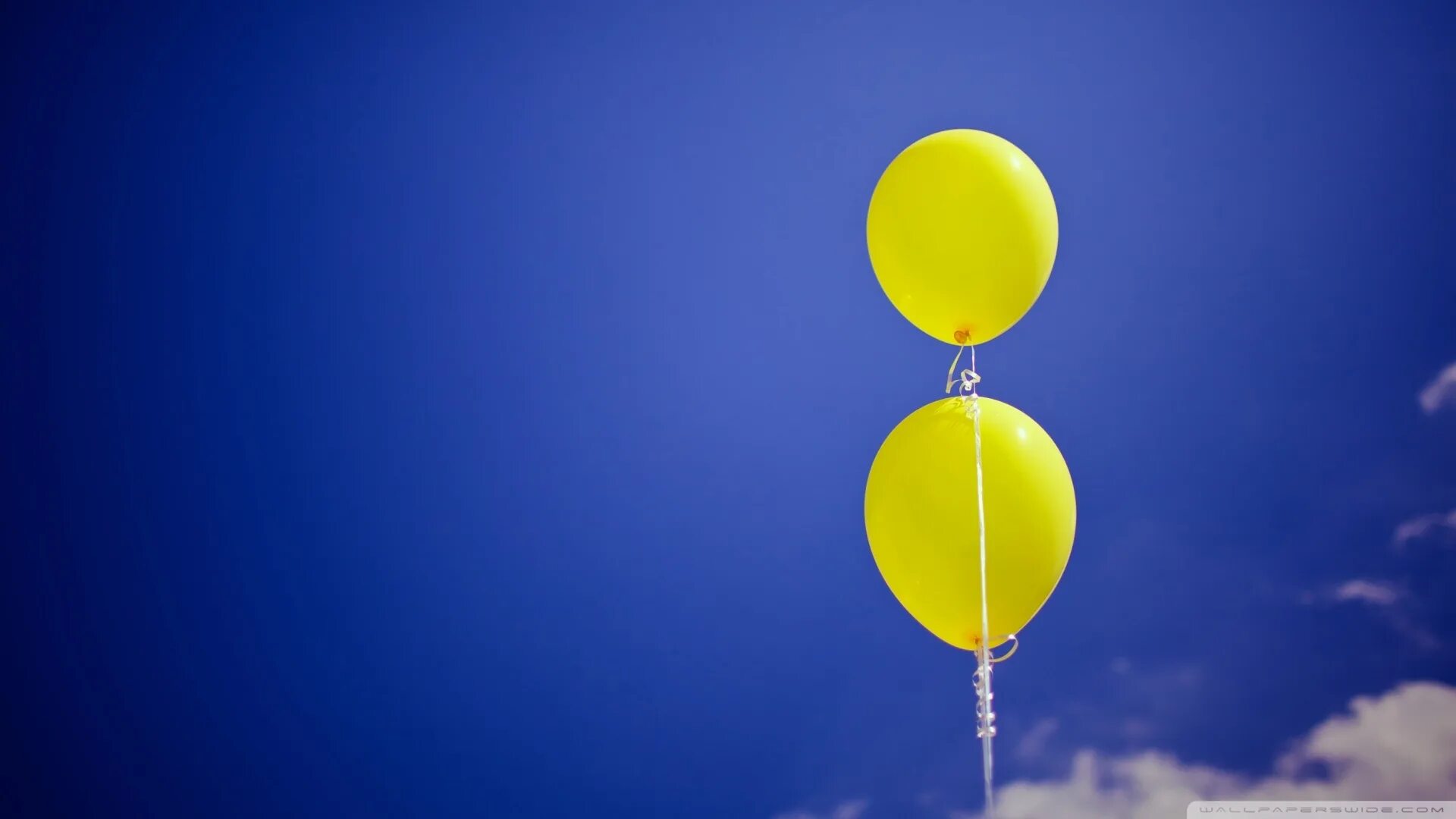 Сонник воздушные шарики. Воздушные шары. Воздушный шарик. Желтый шарик. Желтые воздушные шары.