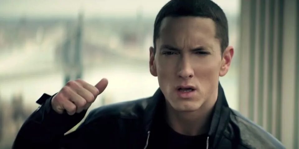 I m afraid i am not. Эминем нот эфрейд. eminem not afraid live 2010. эминем клип нот афраид. эминем 2009 в клипе.