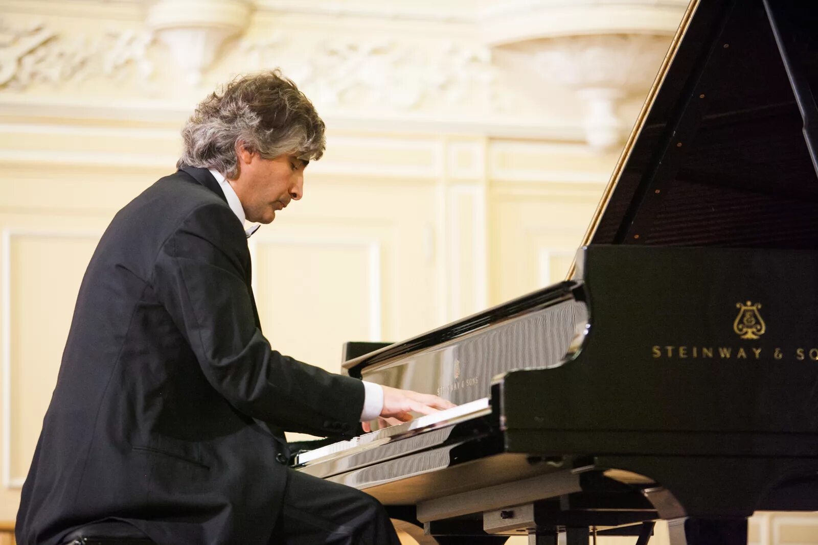 певец консерватория