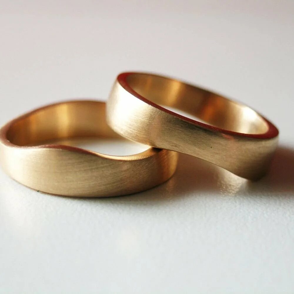 Необычные обручальные кольца. Необычные Свадебные кольца. Дизайнерские обручальные кольца. Дизайнерские Свадебные кольца. Фото парных колец