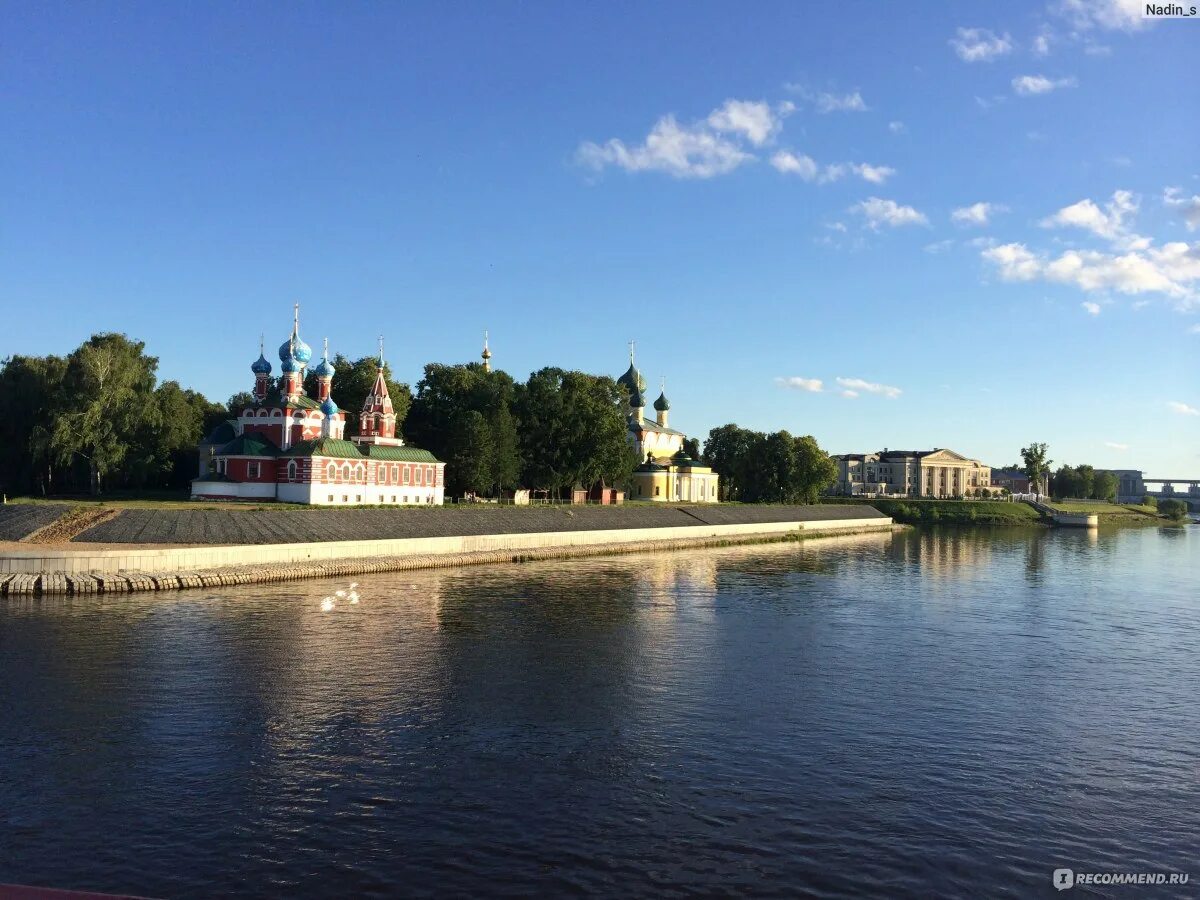 Поездка на теплоходе по Золотому кольцу. Теплоход по Золотому кольцу. Золотое кольцо России туры на теплоходе фото. Круиз по Золотому кольцу фото.