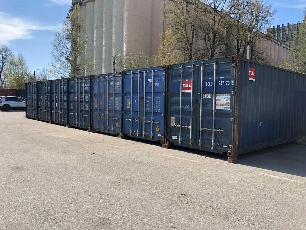 Морской контейнер 40 футов склады. Контейнер складской 4м. Контейнер в сдается. Сдача контейнера в аренду. Склад контейнеров.