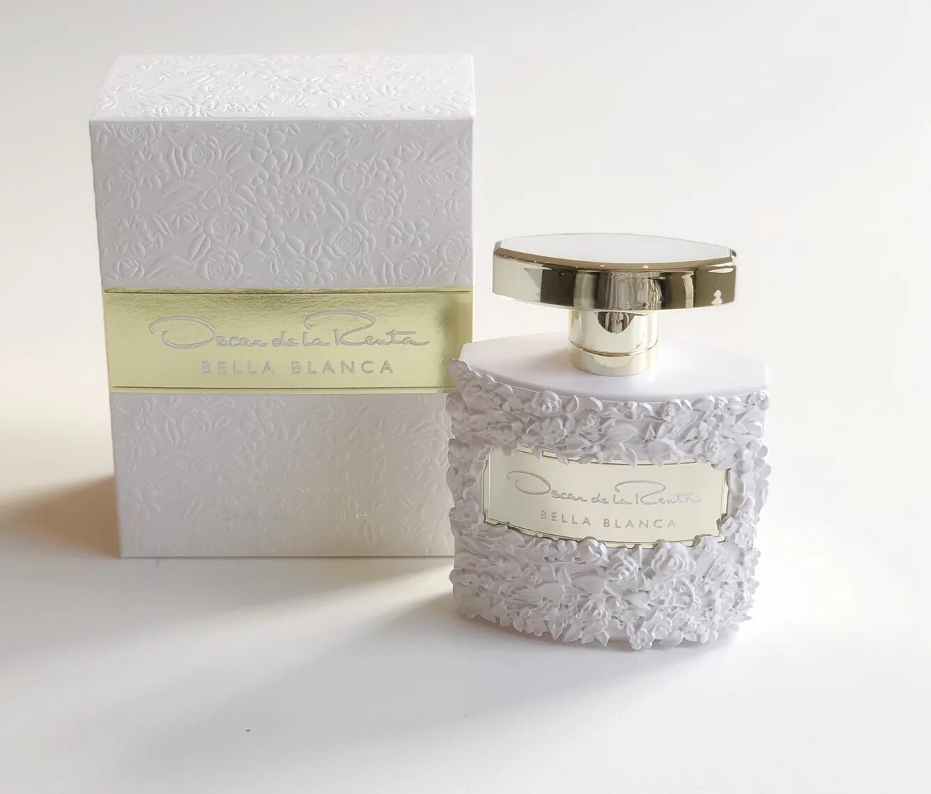 Oscar de la renta soft blossom. аромат oscar de la renta bella blanca. Oscar de la renta парфюм bella blanca. Oscar de la renta духи. духи женские oskar de la renta bella blanks.