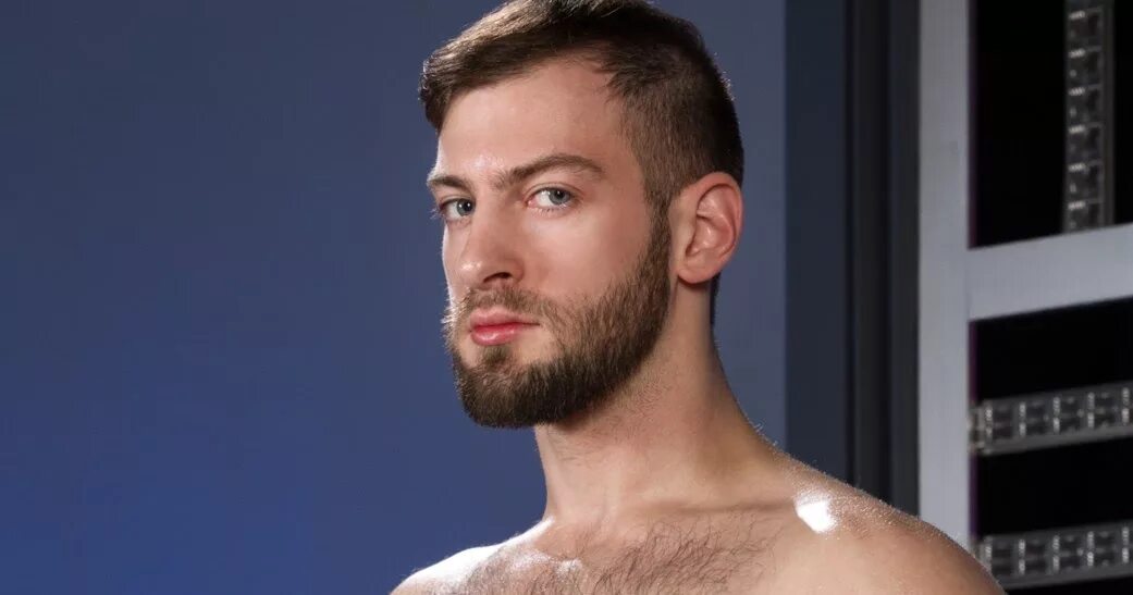 Bravo delta актер. Bravo delta. Bravo delta актер. Bravo delta торс. Bravo delta.