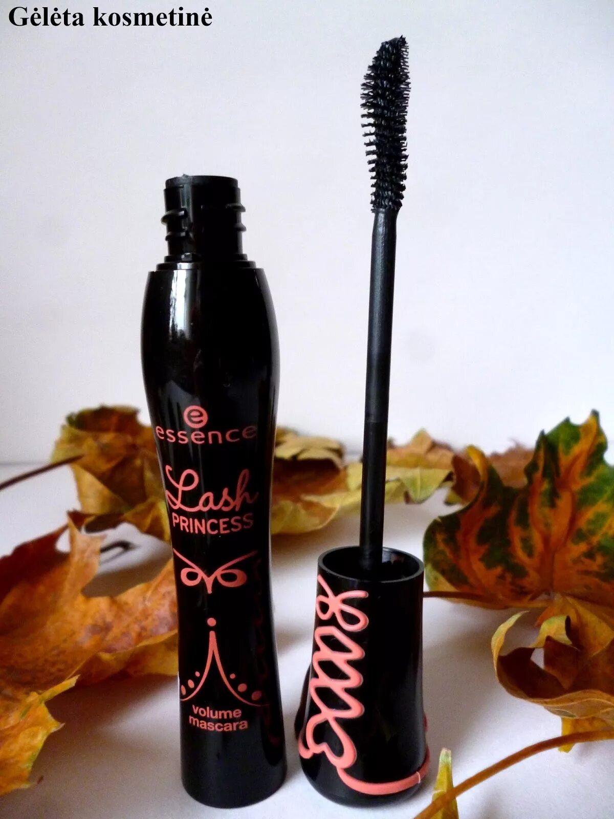 Essence princess. Тушь essence lash princess. маскара тушь essence. essence lash princess volume mascara - essence. essence sculpted volume mascara.